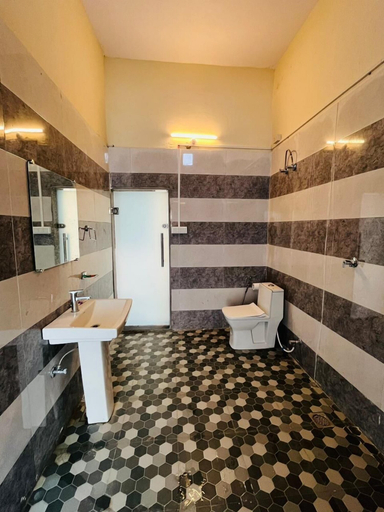 Bathroom, ARAVALI HILLS RESORT, Gurgaon
