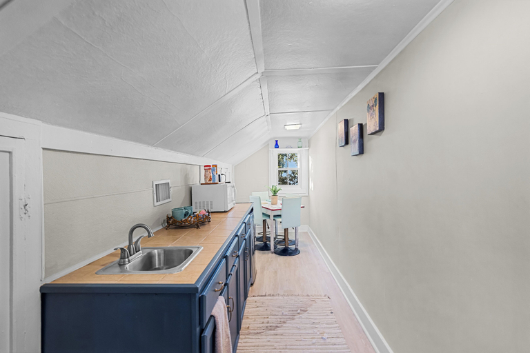 Others 5, Drackett House by Whiskey Properties, Hancock