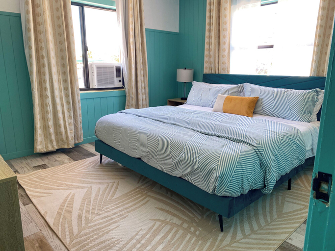 Bedroom 3, Oasis Palms, Pinellas