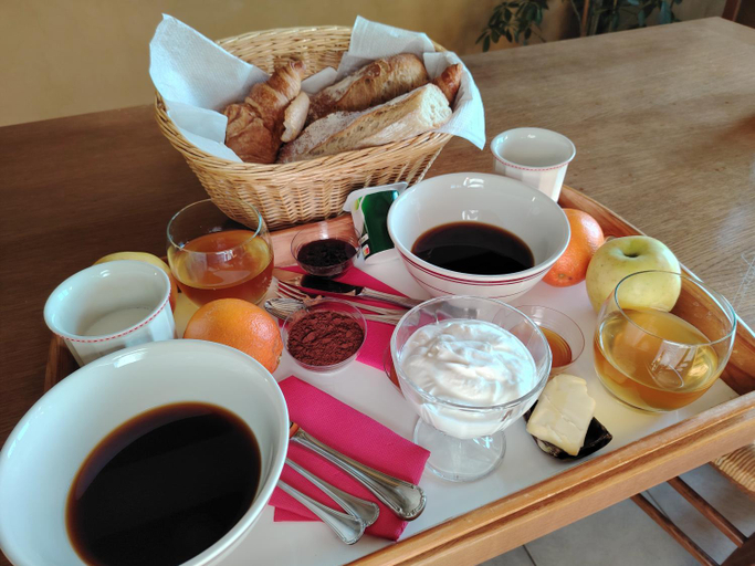 Food & Drinks, Gites et Chambre d'Hotes Le Vieux Chene, Ain