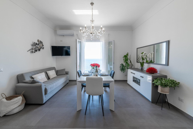 Room 5, Casa Clara - Modern House With Breathtaking Views of Capri and Positano, Salerno