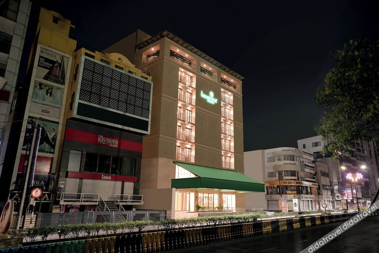 Exterior & Views 2, Lemon Tree Hotel Rajkot, Rajkot