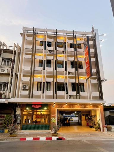 Exterior & Views 2, Tokyo Hotel Korat, Muang Nakhon Ratchasima