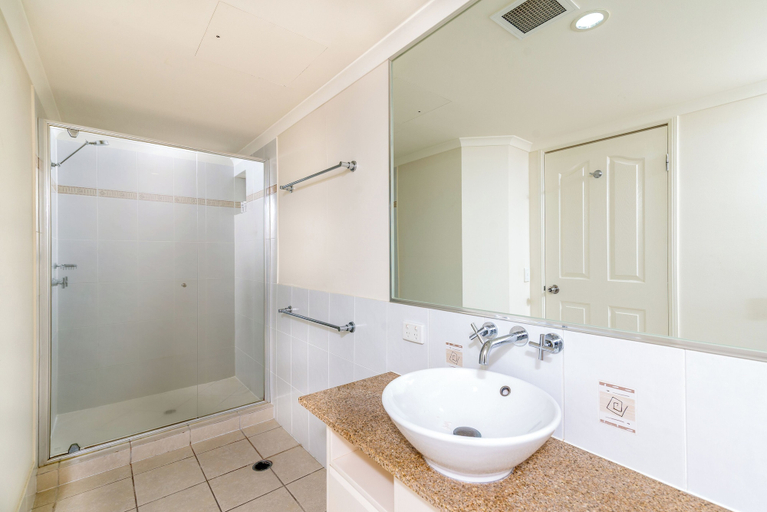 Bathroom 5, Meridian Port Douglas - Adults only, Douglas