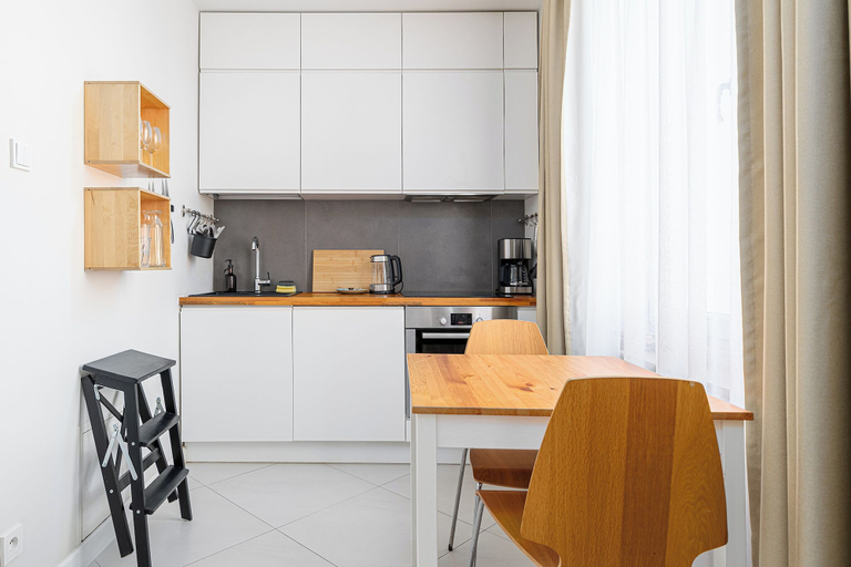 Others 3, RentPlanet - Apartament Białobrzeska, Warsaw