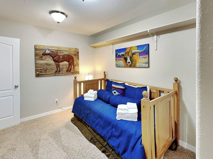 Bedroom 2, High Expectations by Ruidoso Vacation Rentals, Lincoln