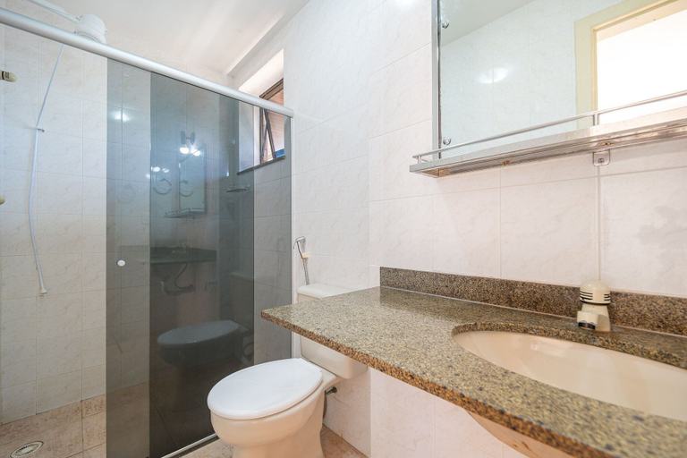 Bathroom 3, Cf05 Prédio beira mar Apto 3 quartos, Cabo Frio