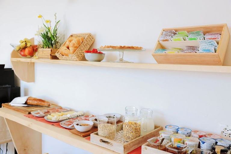 Food & Drinks 5, Bed & Breakfast alle Cantine, Mendrisio