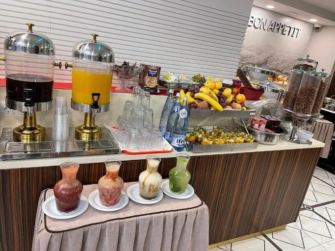 Food & Drinks 5, Hotel Rue D'or, Setif