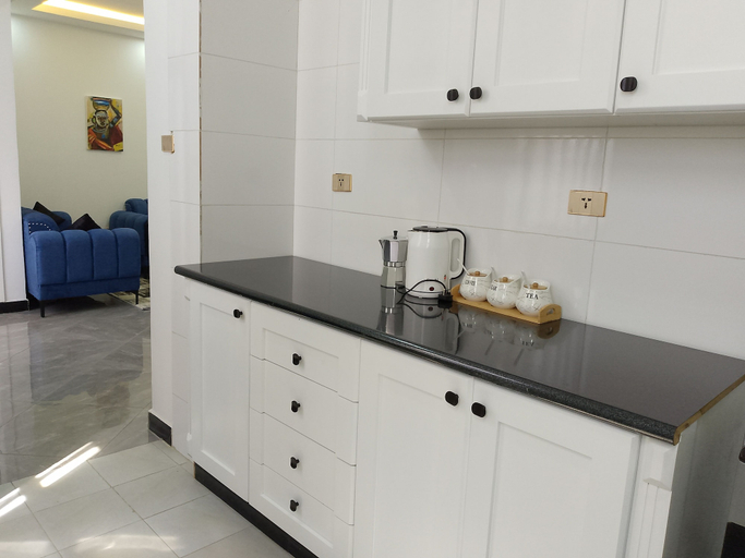 Others 5, Hidsol Apartment, Addis Abeba