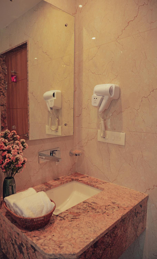 Bathroom 4, The Novello by Hotel Evergreen, Dehradun