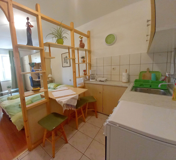 Bedroom 2, Boutique Apartment in Pjescana Uvala With Balcony, Medulin