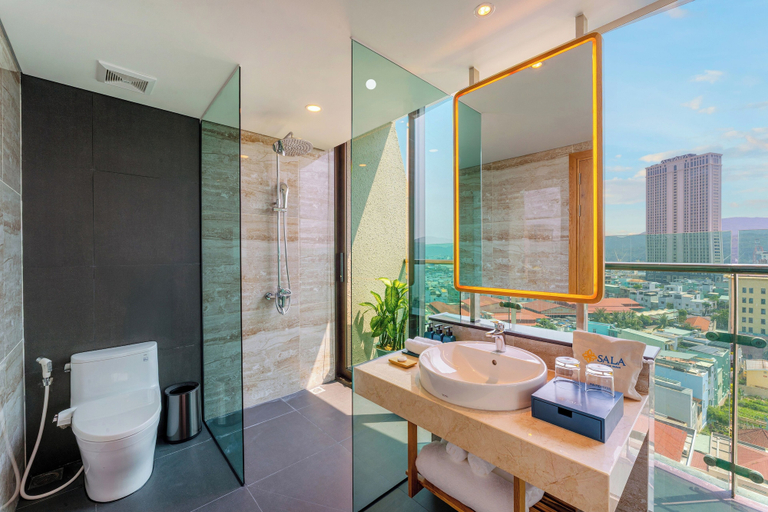 Bathroom 4, Sala Quy Nhon Beach Hotel, Qui Nhơn
