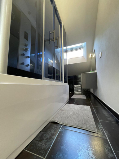 Others 5, Casa di Jo, Florence