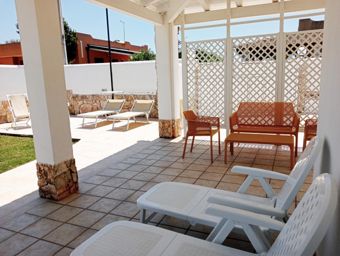 Facilities 4, Villa Cavarra, Syracuse