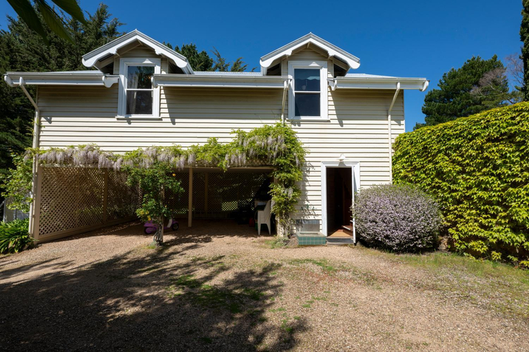 Others 3, Craignair Cottage, Macedon Ranges Bal