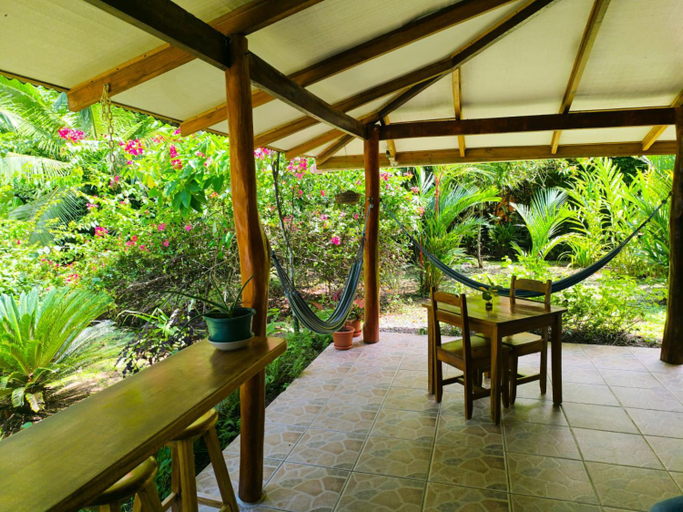 Food & Drinks 5, Relax Natural Village Adults Only, Talamanca