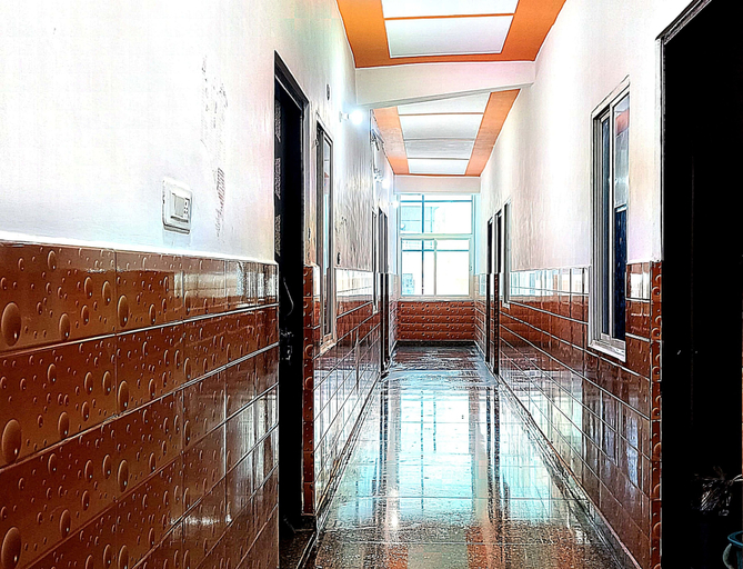 Others 5, Yaduvanshi Dham, Mathura