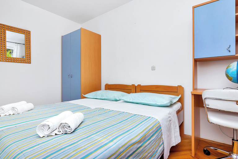 Bedroom 2, Modern apartment Katarina, Makarska