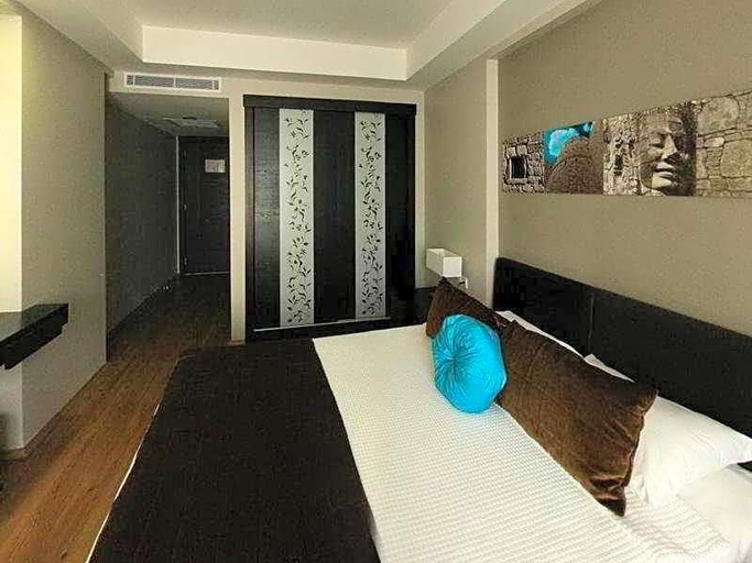 Bedroom 3, May Park Hotel, Konak