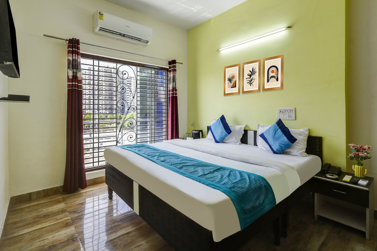 Bedroom 2, Hotel Spectrum Inn - By ASPL, Gautam Buddha Nagar