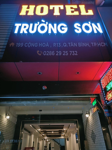 Exterior & Views 2, Truong Son Hotel, Tân Bình