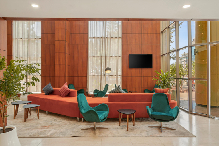 Public Area 3, Doubletree By Hilton Addis Ababa Airport, Addis Abeba