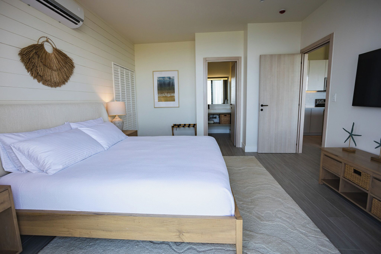 Bedroom 2, Arihini Deluxe Apartments, Roatán