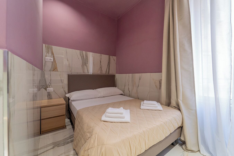 Bedroom 3, B&B Le 4 Stagioni by ClaPa Group Dislocated Hospitality, Napoli