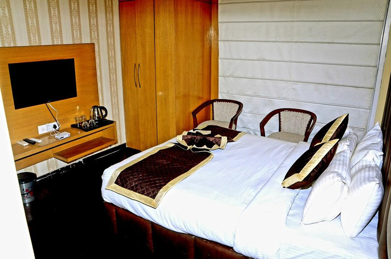 Others 4, Hotel New Holiday , Bhilwara