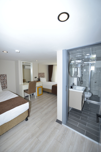 Bedroom 3, Toprak City Hotel, Antalya