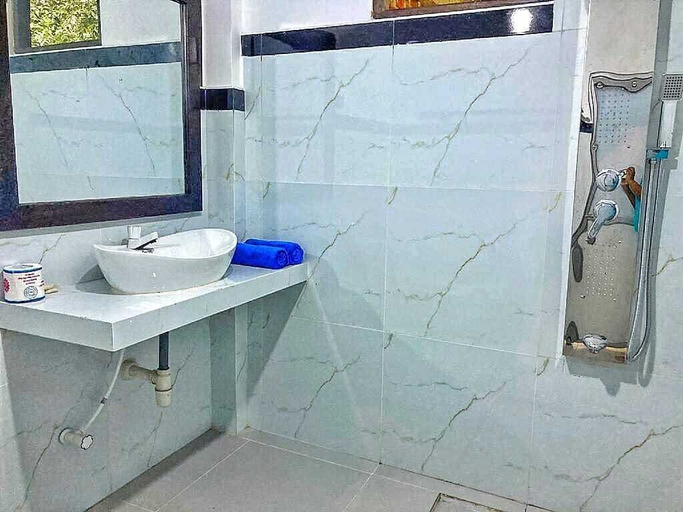Bathroom 3, Kashyapa Kingdom View Home, Dambulla