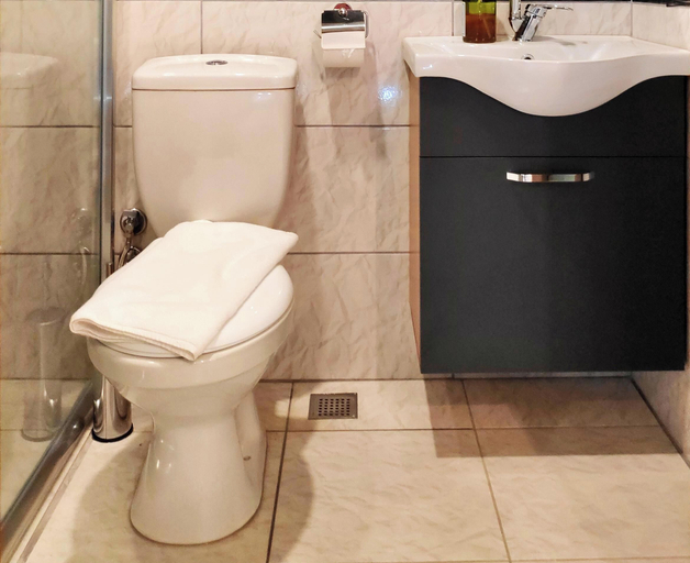 Bathroom 5, Toprak City Hotel, Antalya