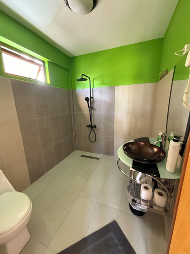 Bathroom 3, Résidence Padma, Black River