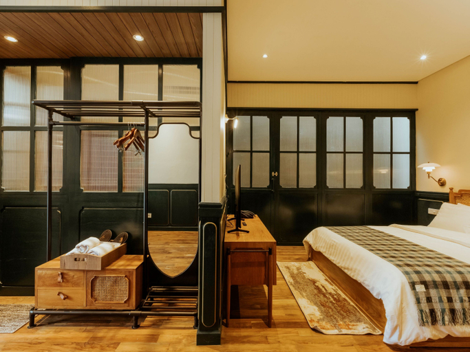 Bedroom 11