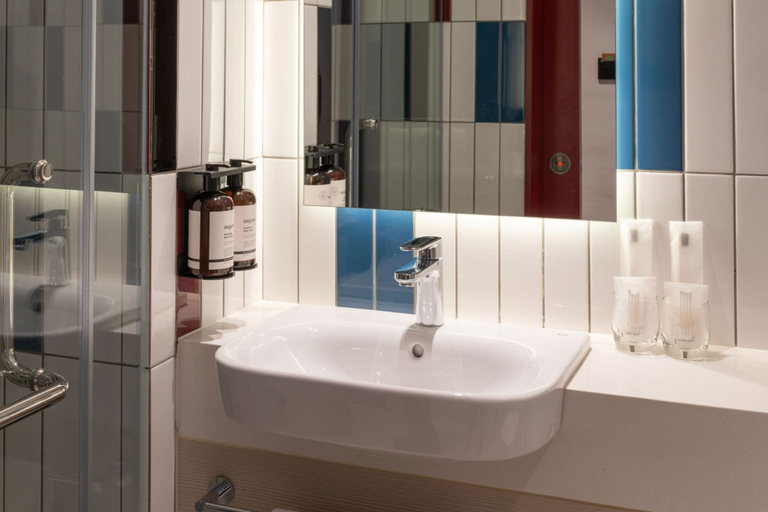 Bathroom 4, lyf Georgetown Penang by The Ascott Limited, Pulau Penang