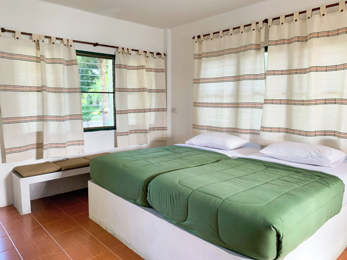 Bedroom 2, Country Lake Nature Lodge, Phayuha Khiri