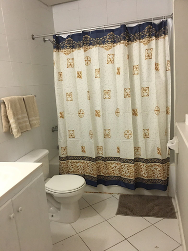 Bathroom, Endless Summer Brookside