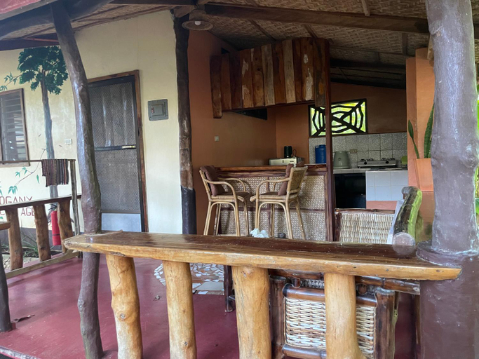 Food & Drinks, Chelle's Guesthouse and Backpackers, San Juan