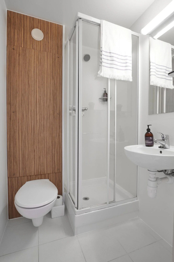 Bathroom, The Northfield, Devon