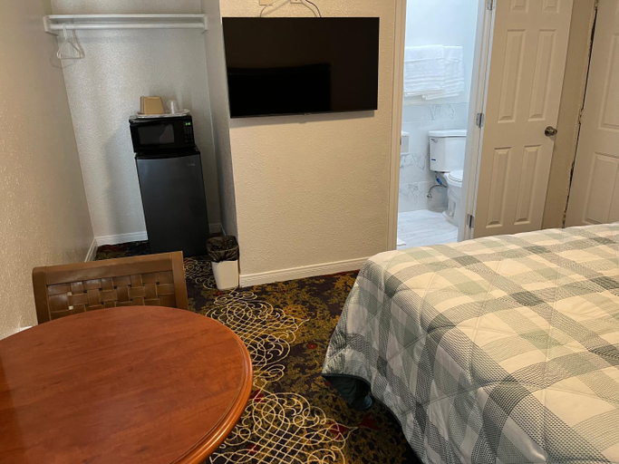 Bedroom 2, Griffith Park Motel by Los Angeles Hollywood, Los Angeles