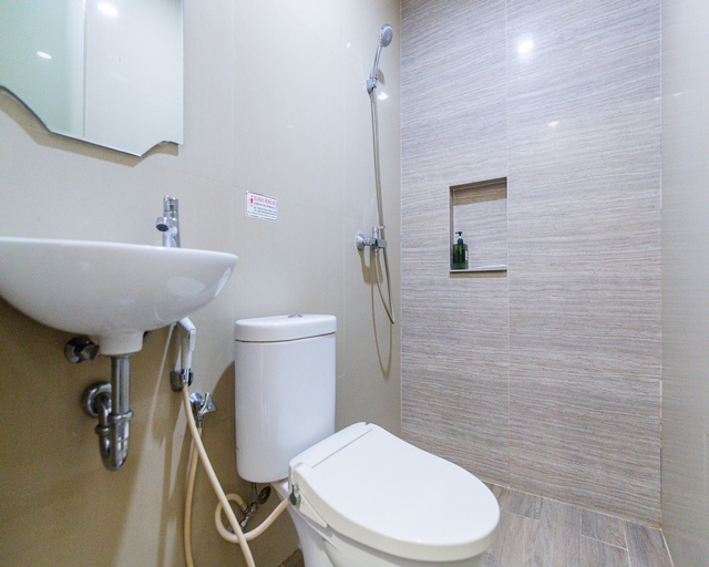 Bathroom 3