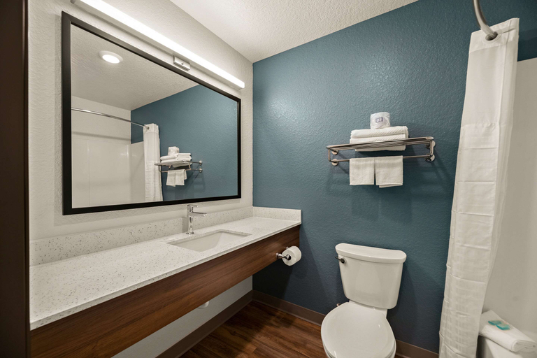 Bathroom 4, Woodspring Suites Port Orange - Daytona Beach, Volusia