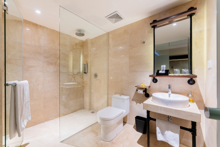 Bathroom 2