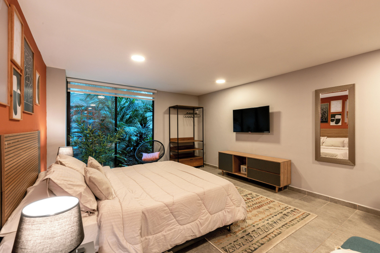 Bedroom 3, Tranvia 40, Medellín