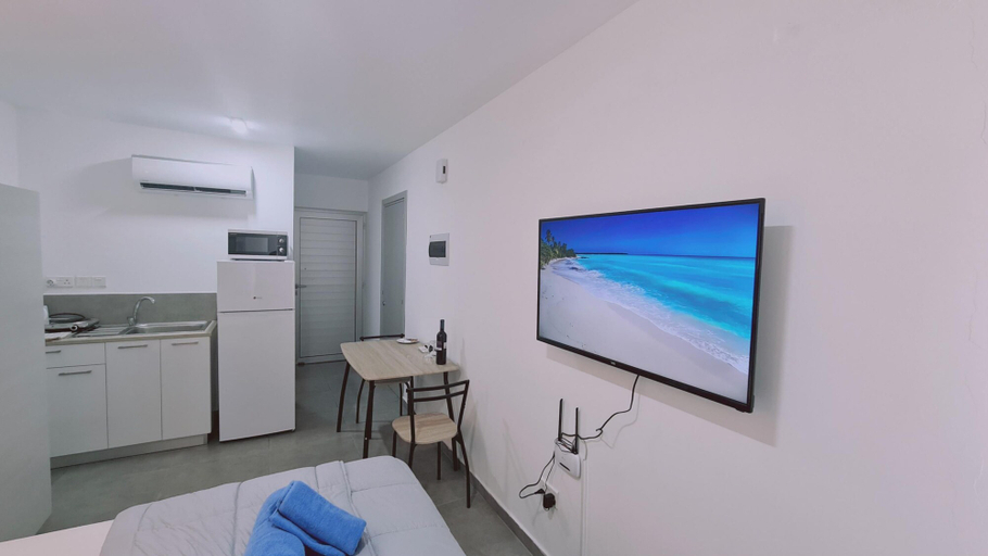 Room 3, 100 AN - Napa Living 16