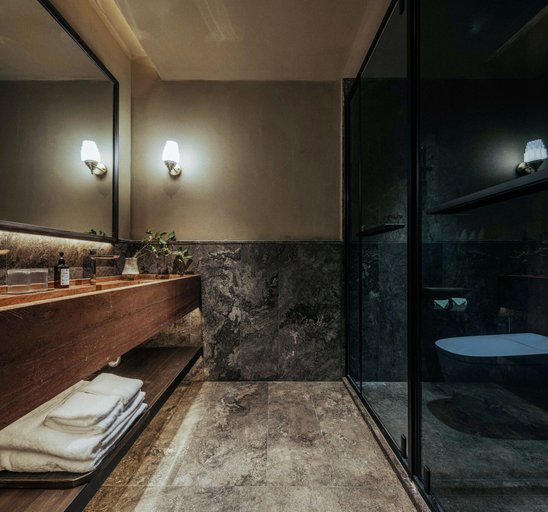 Bathroom 3, Jingdezhen Xingshan Shiwai Dongliyuan, Jingdezhen