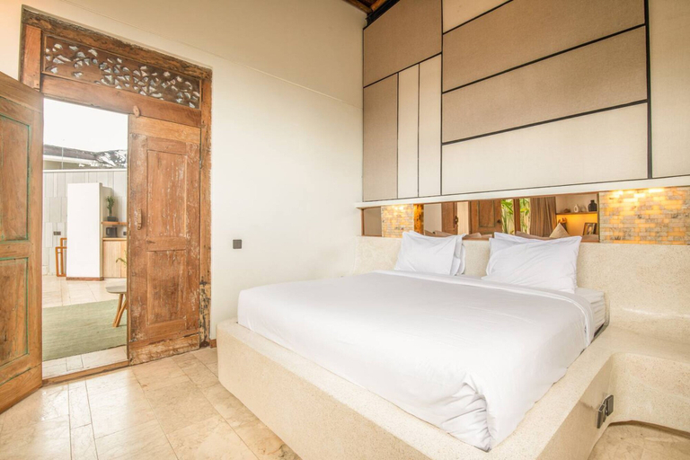 Room 2, BA Villa 2 1BR Elegant 1-br Villa With Pool 800m to Echo Beach, Badung