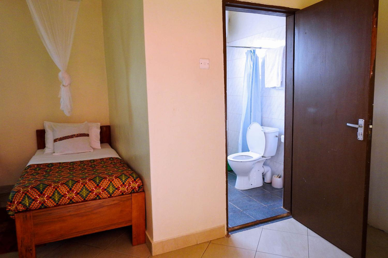 Bedroom 2, Westend Motel, Fort Portal