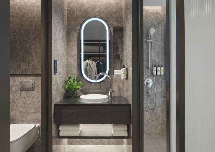 Bathroom 12